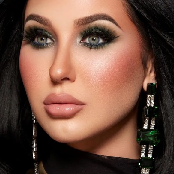 ❄️MASSIVE SALE $$ FIRM❄️ 🆕🖤 DARK MAGIC Palette - Picture 4 of 9